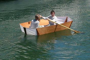 The origami 8 easily carries two