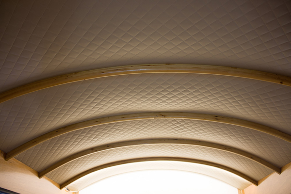 curved roof